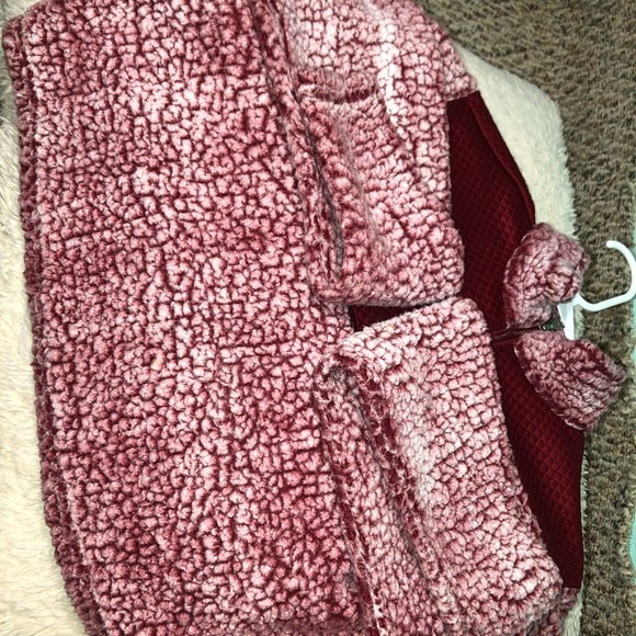 Athletic Work Velvet top - Picture 6 of 6